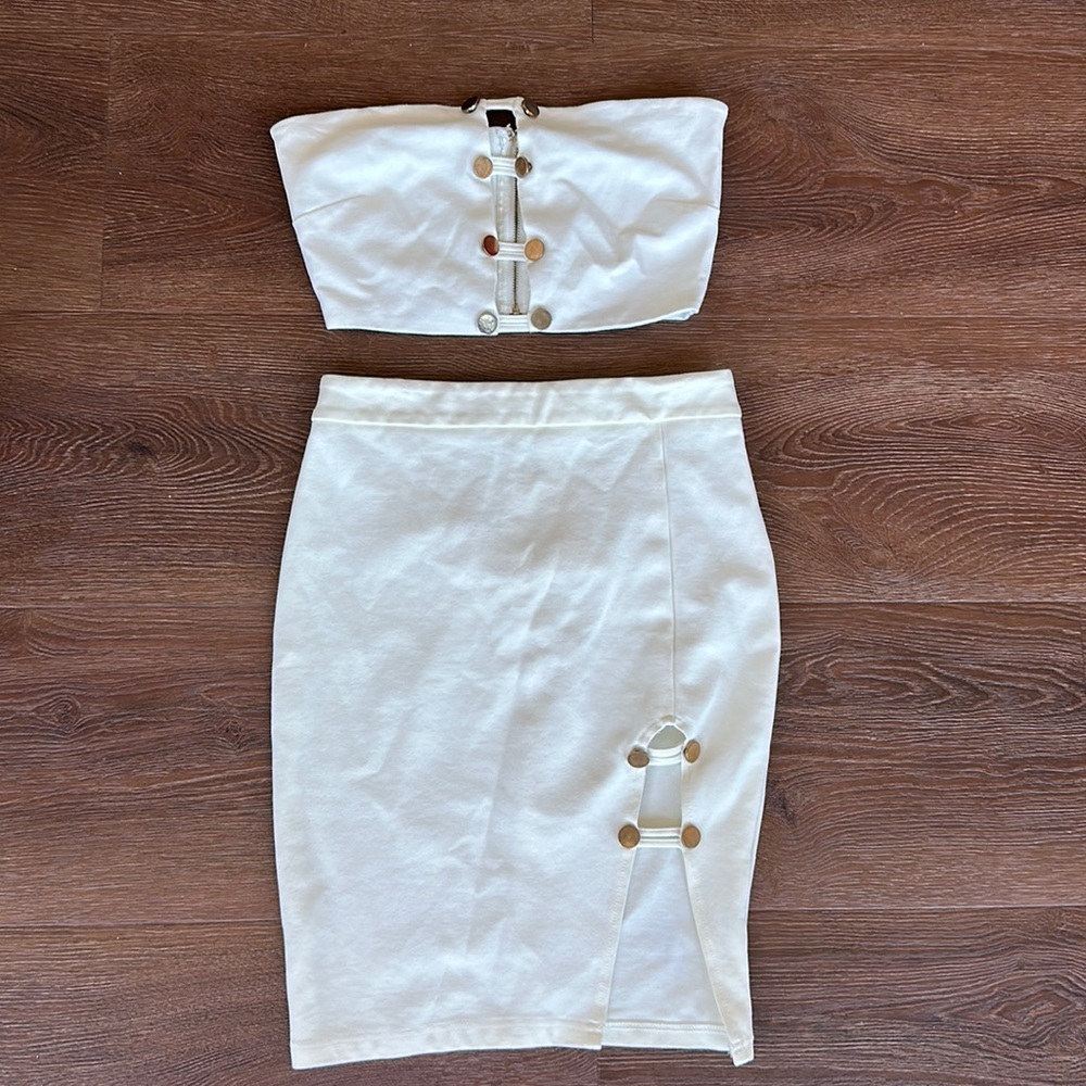 Two-piece White Outfit